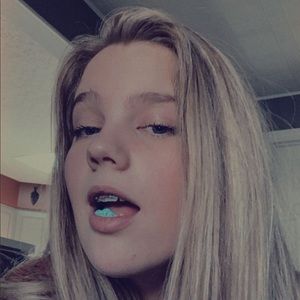 Meet your Posher, Bailey